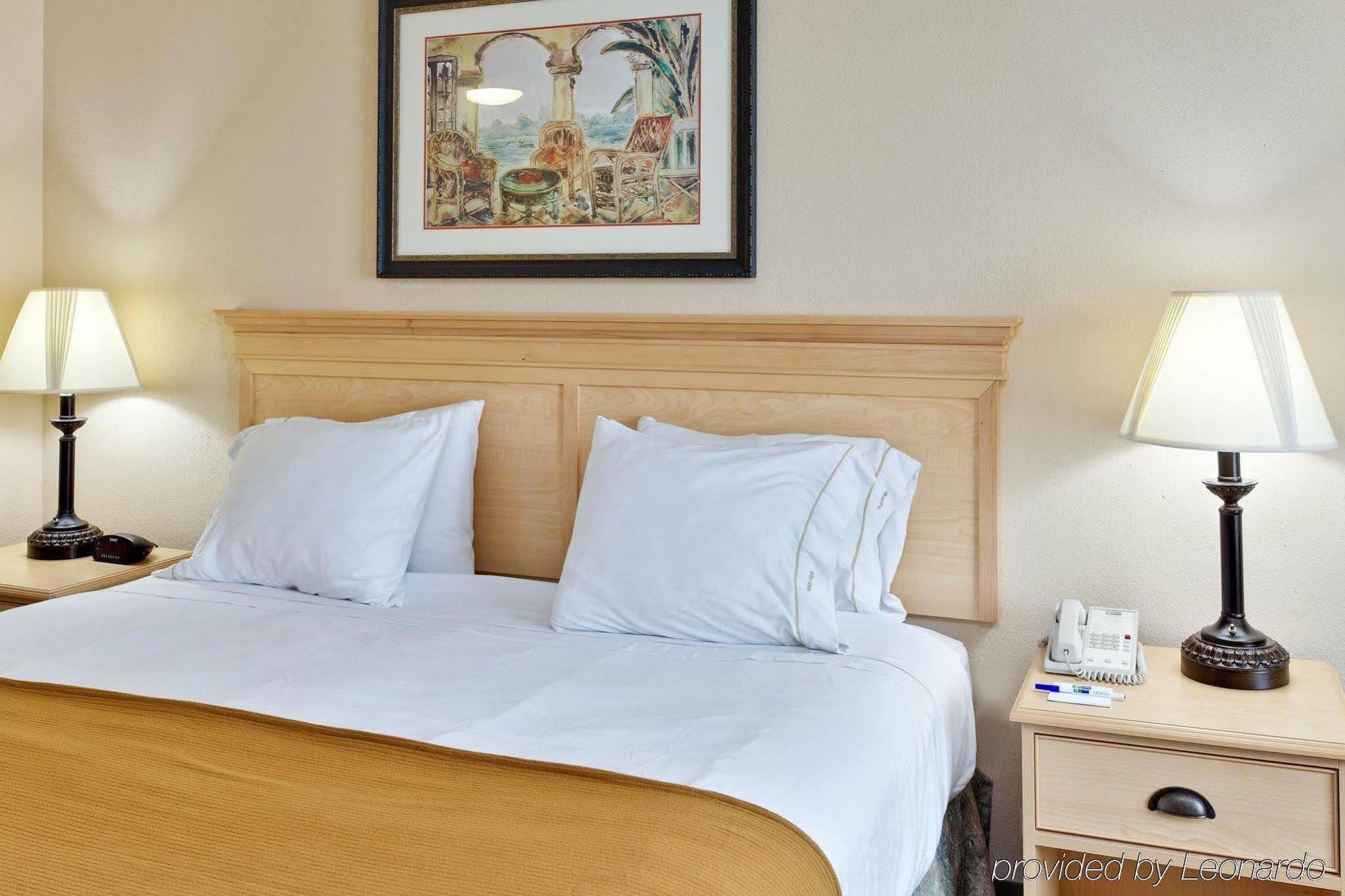 Express Daphne-spanish By Ihg Hotel 3*