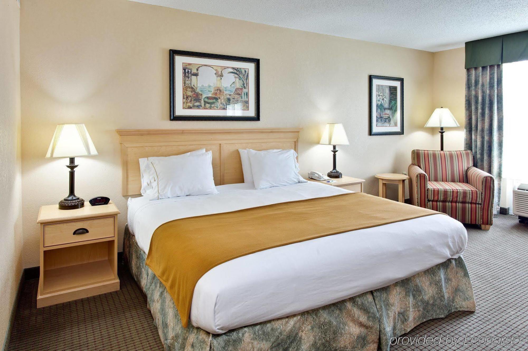 Express Daphne-spanish By Ihg 3* Daphne